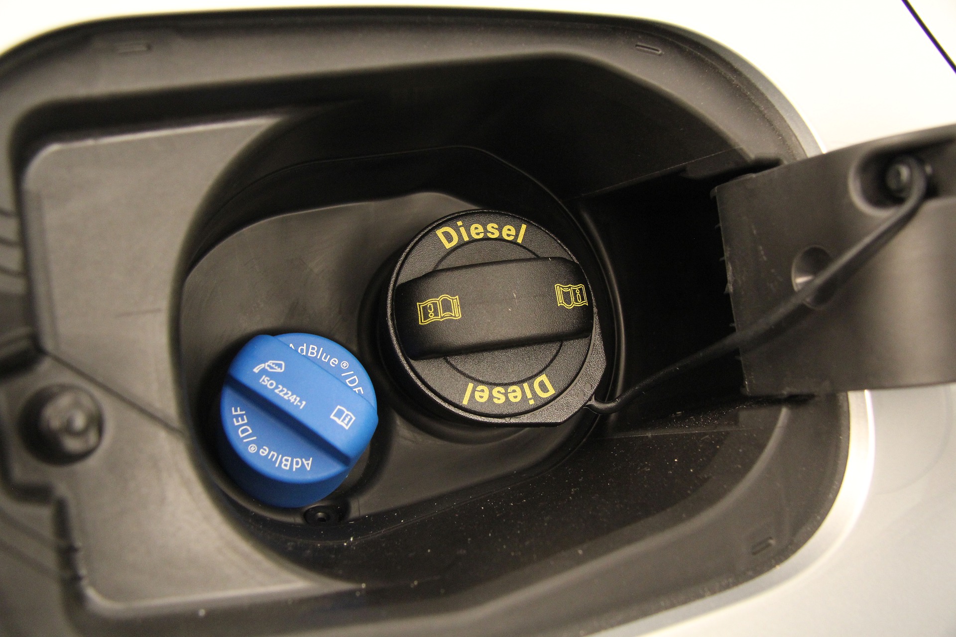 fuel filler with adblue